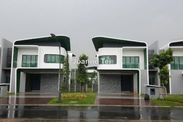 Lepironia Gardens, Setia Eco Glades