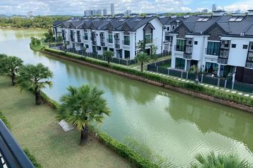 Isle of Kamares, Setia Eco Glades