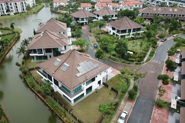 Charms of Nusantara, Setia Eco Glades