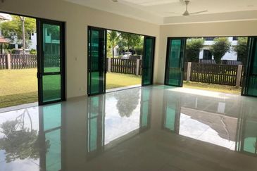 Charms of Nusantara, Setia Eco Glades