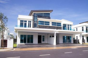 Perdana Lakeview East