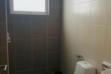 Perdana Lakeview East