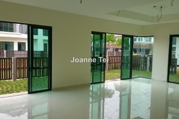 Charms of Nusantara, Setia Eco Glades