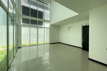 Trillium, Perdana Lakeview East