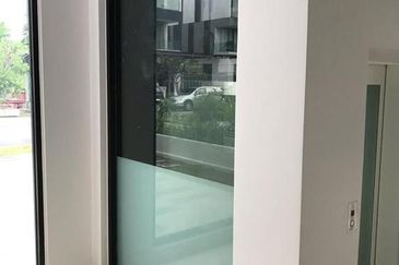 The Maisons, Perdana Lakeview East