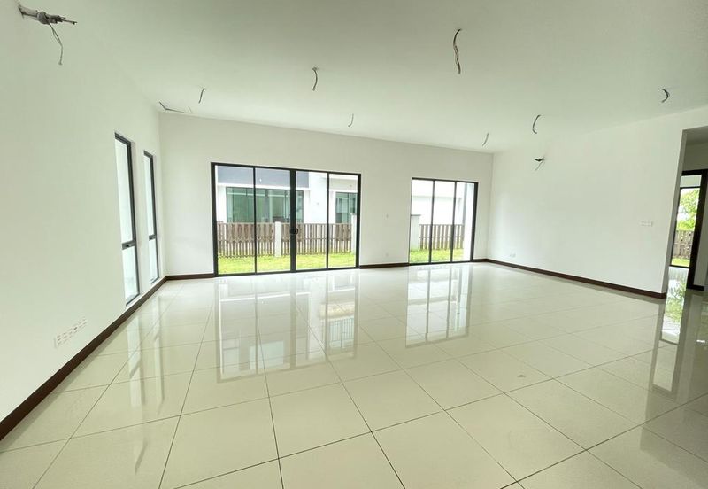 Isle of Botanica, Setia Eco Glades