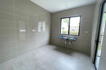 Isle of Botanica, Setia Eco Glades