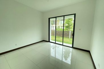 Isle of Botanica, Setia Eco Glades