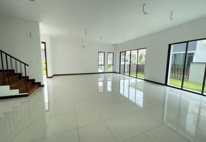 Isle of Botanica, Setia Eco Glades