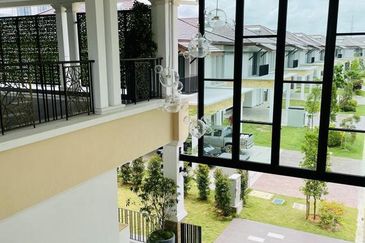 Isle of Botanica, Setia Eco Glades