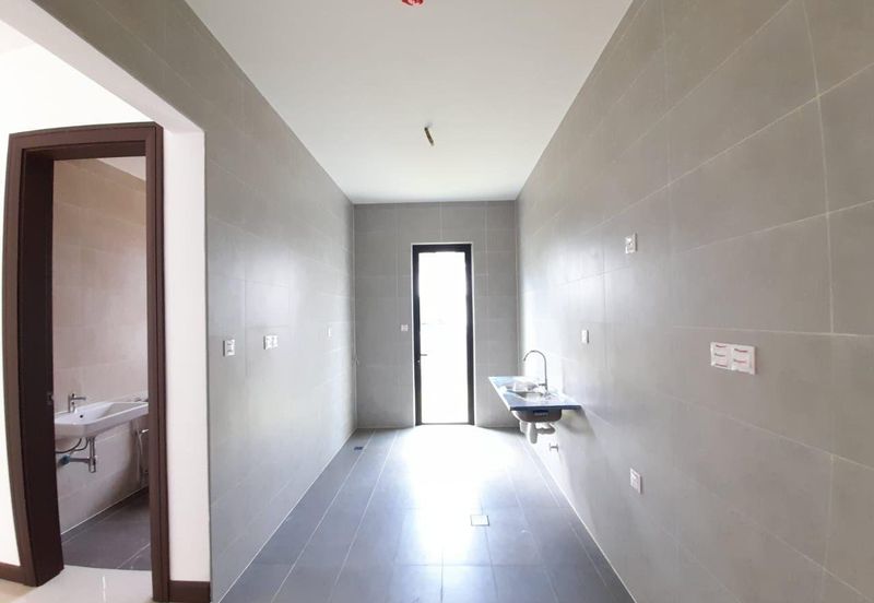 Isle of Botanica, Setia Eco Glades