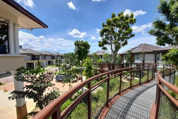 Isle of Botanica, Setia Eco Glades