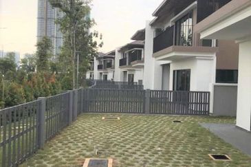 Lepironia Gardens, Setia Eco Glades