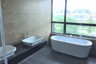 Lepironia Gardens, Setia Eco Glades