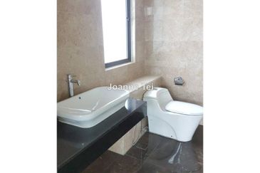 Charms of Nusantara, Setia Eco Glades