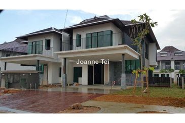 Charms of Nusantara, Setia Eco Glades