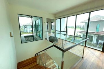 Charms of Nusantara, Setia Eco Glades