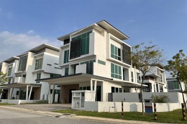 Jacaranda Garden Residence