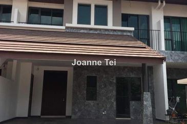 Charms of Nusantara, Setia Eco Glades