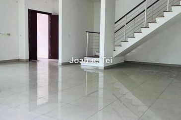 Jacaranda Garden Residence