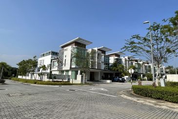 Jacaranda Garden Residence