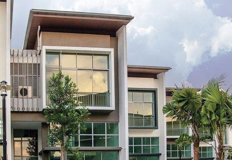 Symphony Hills Schubert