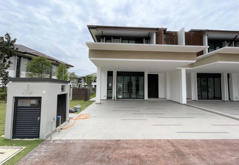 Isle of Botanica, Setia Eco Glades