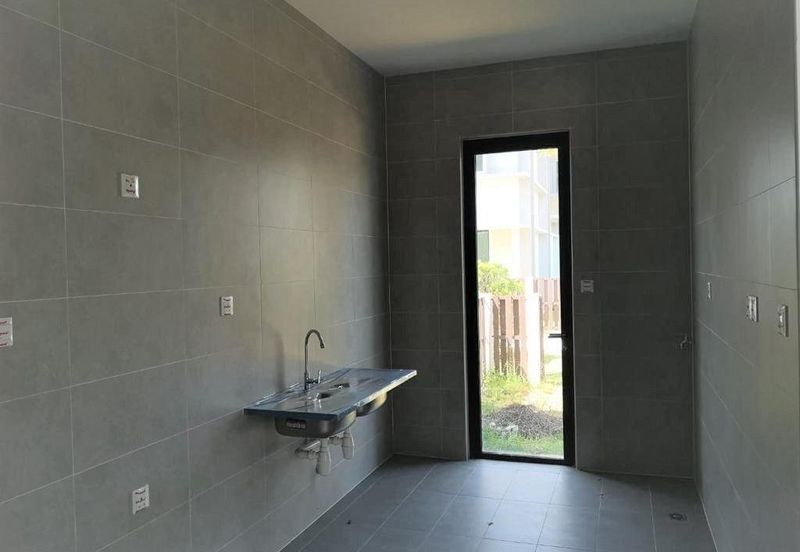 Isle of Botanica, Setia Eco Glades