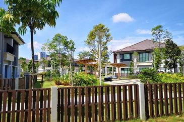 Isle of Botanica, Setia Eco Glades