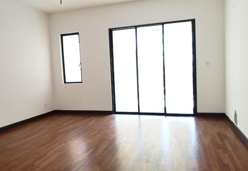 Isle of Botanica, Setia Eco Glades