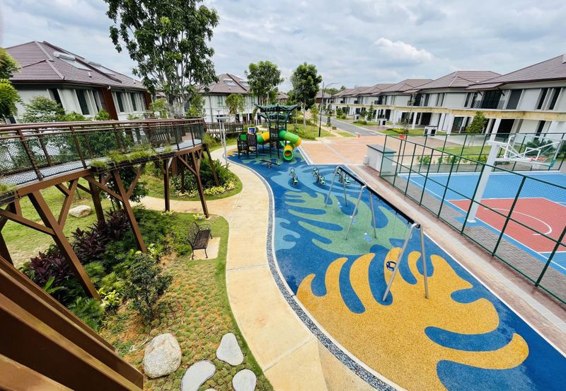 Isle of Botanica, Setia Eco Glades