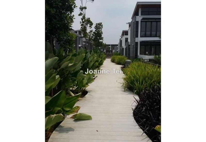 Mozart, Symphony Hills