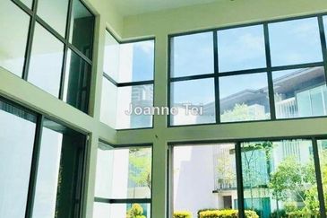 Symphony Hills Schubert