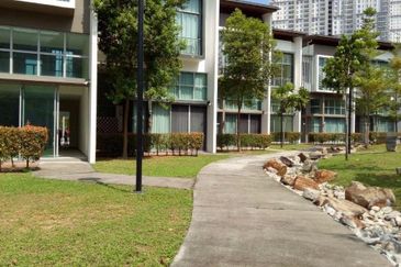 Symphony Hills Schubert