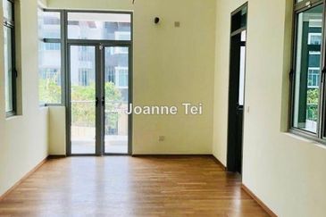 Symphony Hills Schubert