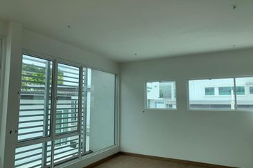 Jacaranda Garden Residence