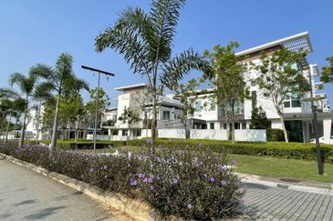 Jacaranda Garden Residence