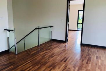 Charms of Nusantara, Setia Eco Glades