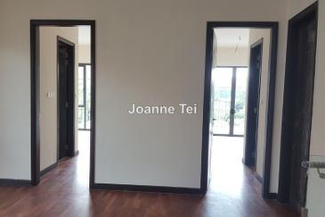 Charms of Nusantara, Setia Eco Glades