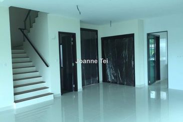 Charms of Nusantara, Setia Eco Glades