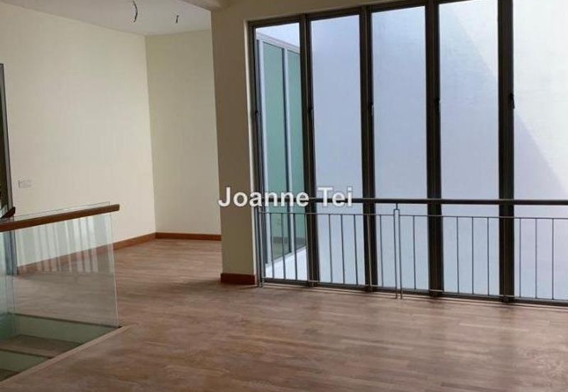 Symphony Hills Schumann