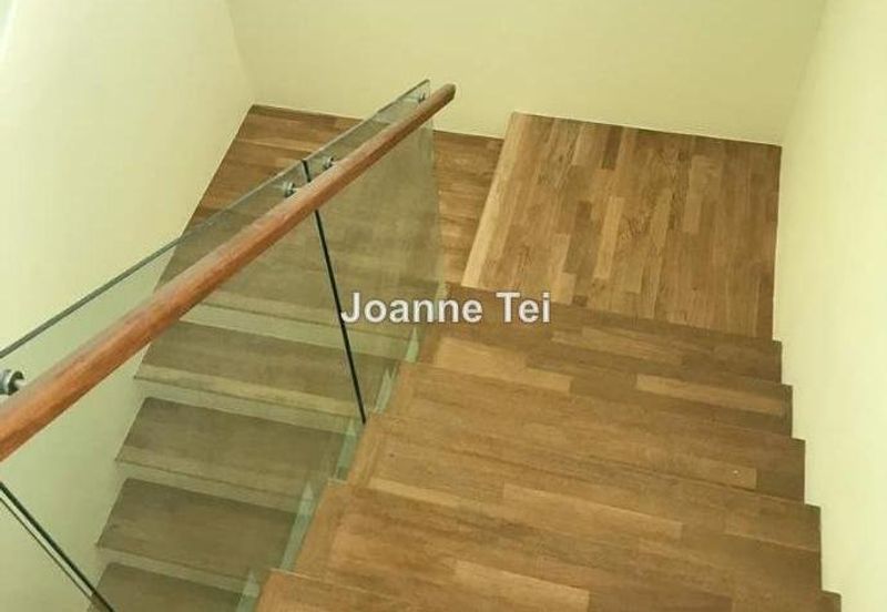 Symphony Hills Schumann