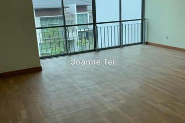 Symphony Hills Schumann