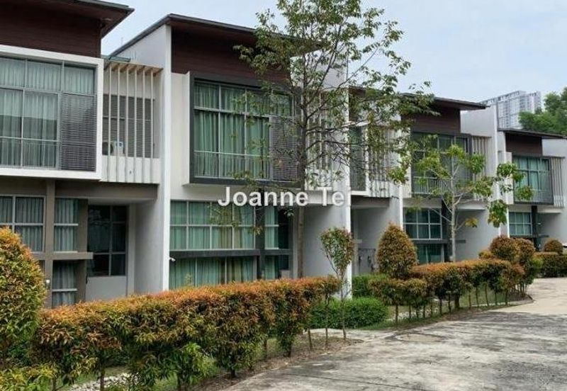 Symphony Hills Schumann