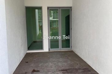 Symphony Hills Schumann