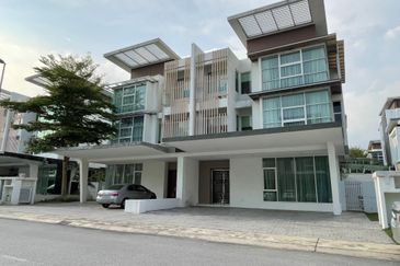 Jacaranda Garden Residence