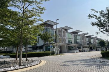 Jacaranda Garden Residence