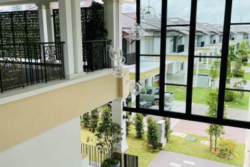 Isle of Botanica, Setia Eco Glades