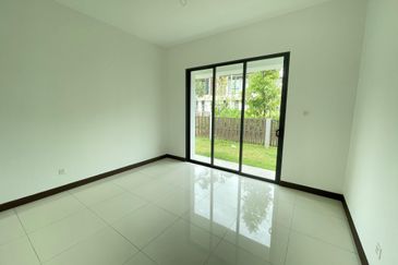 Isle of Botanica, Setia Eco Glades