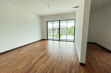 Isle of Botanica, Setia Eco Glades